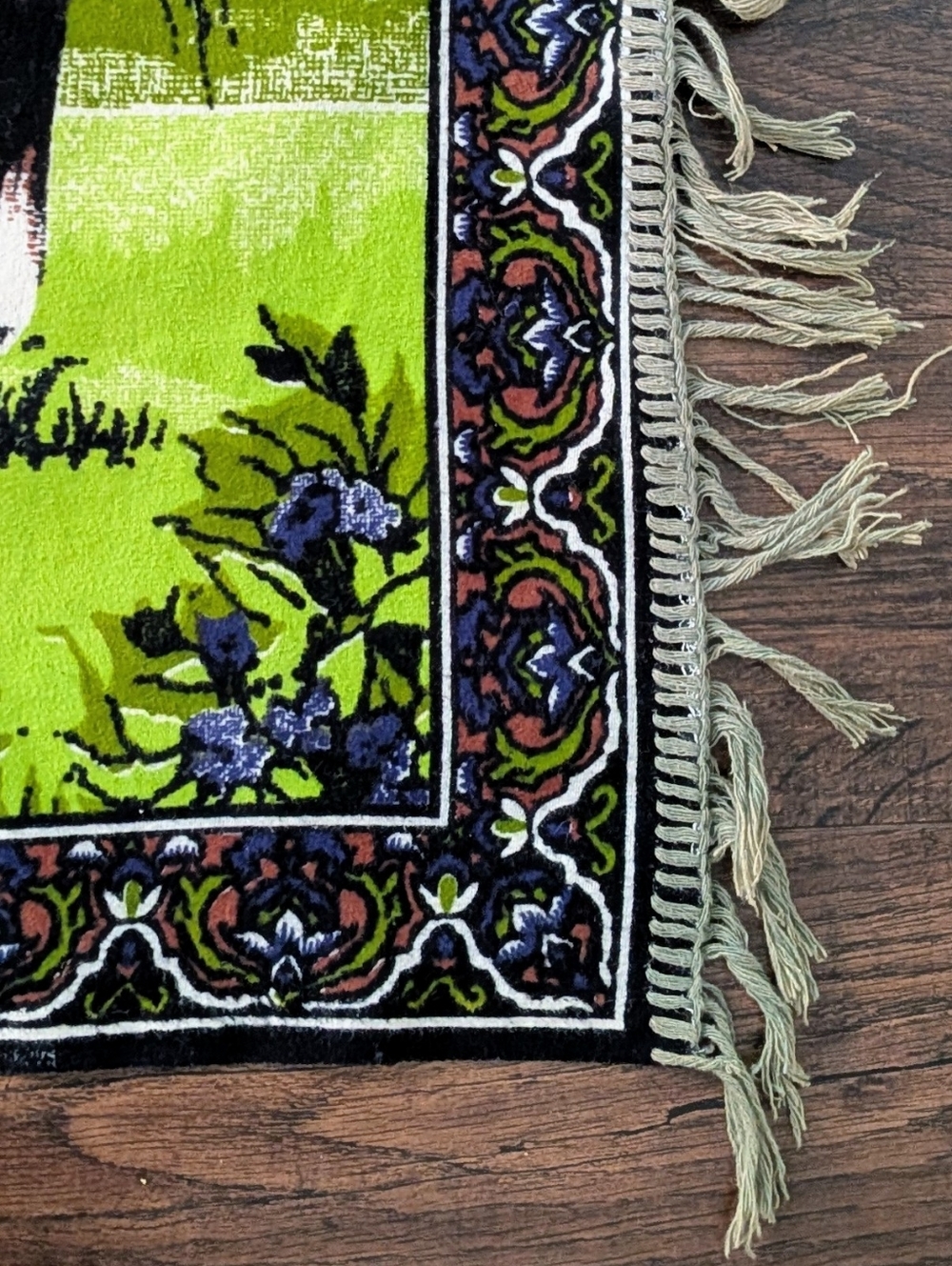 EUC Large 70s 54"x35" Vintage Turkish Herd of Horses Tapestry with Fringed Ends - Picture 4 of 7
